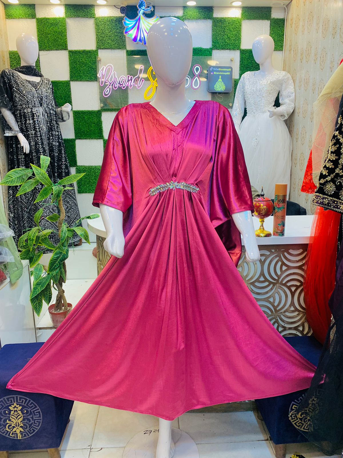 2 Pcs Velvet Women stiched kaftan